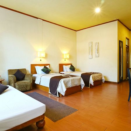 Hotel & Banquet Panorama Lembang Ngoại thất bức ảnh
